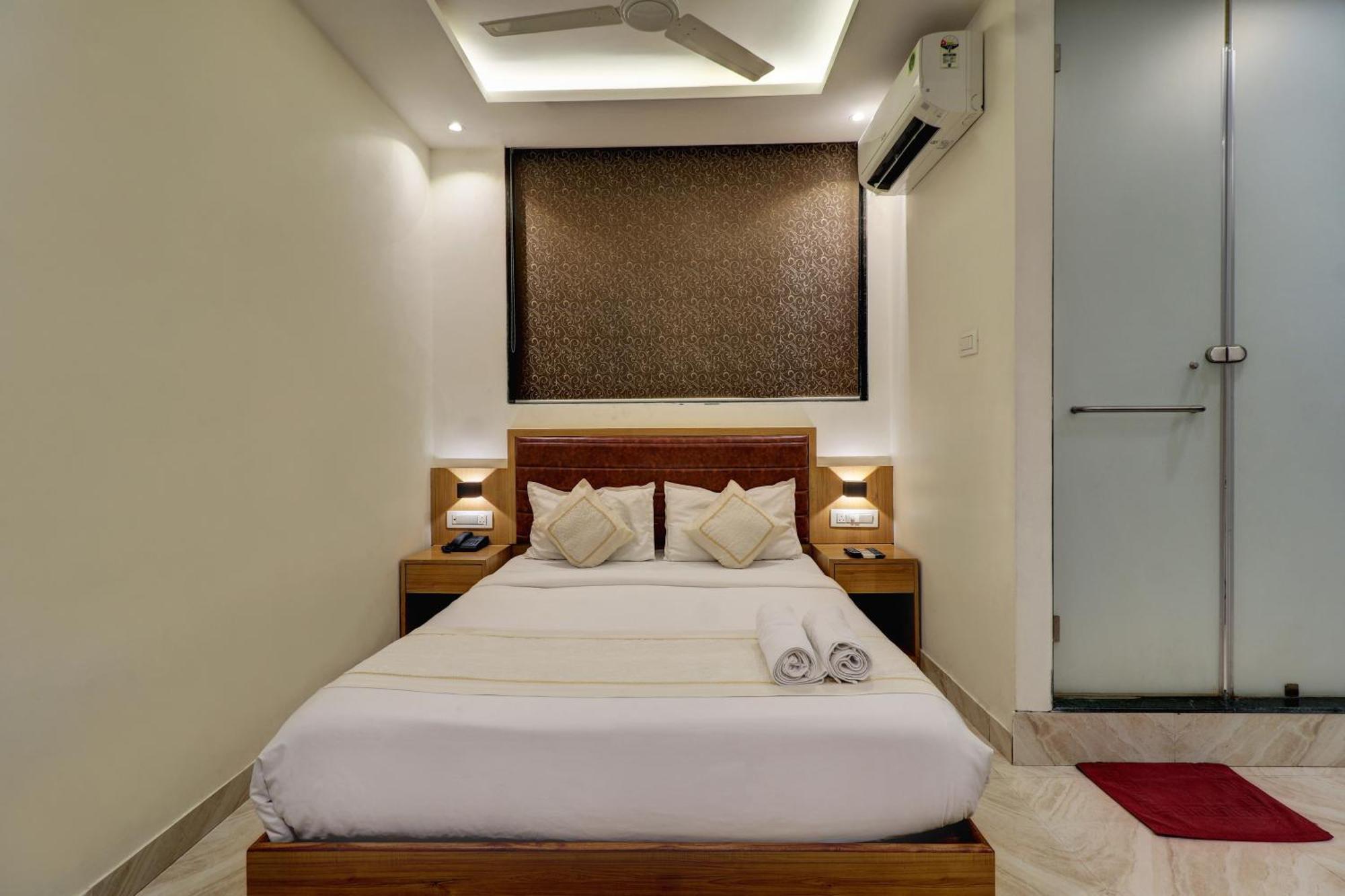 Hotel A K Fort Inn Мумбаи Экстерьер фото