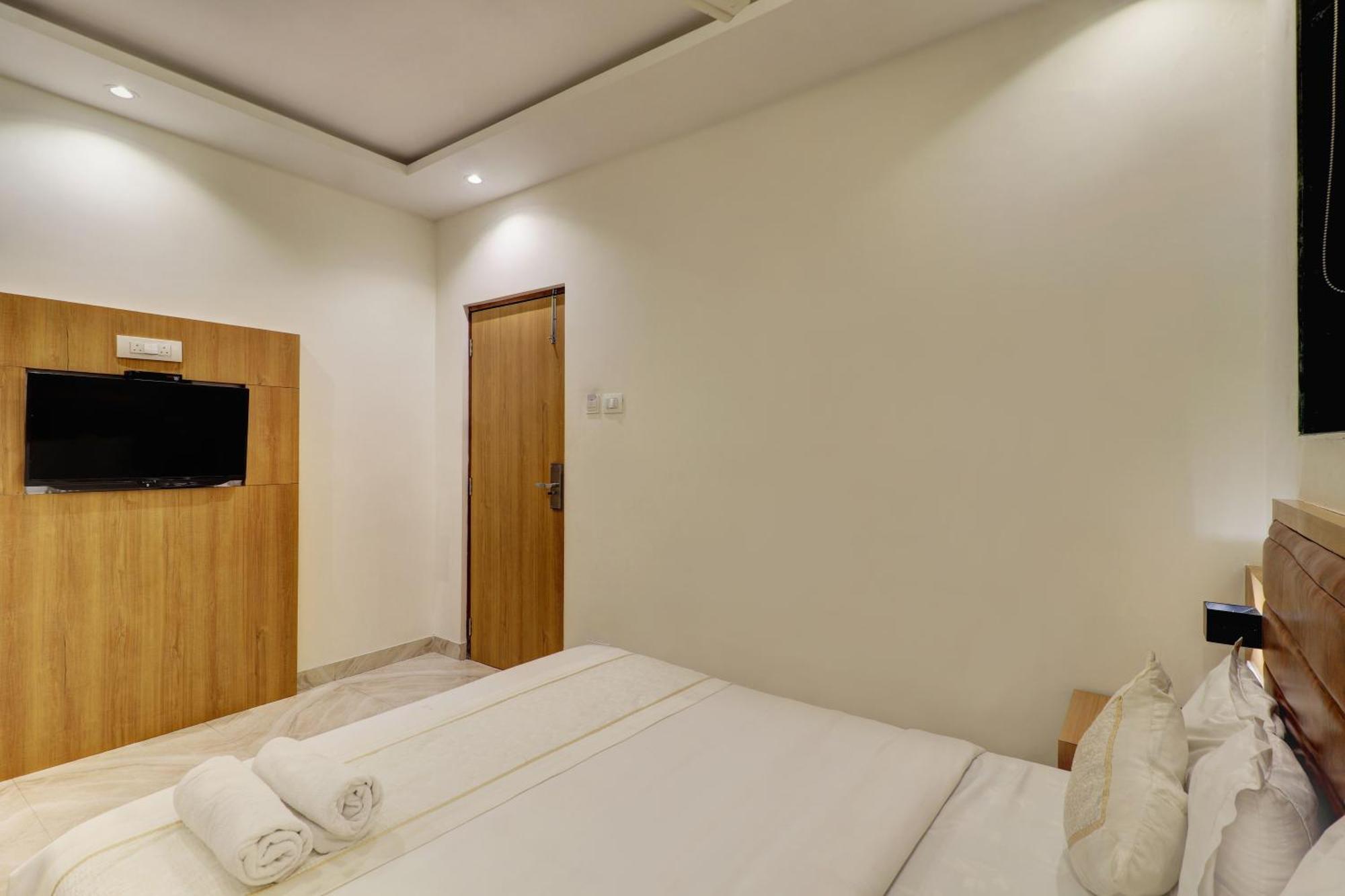 Hotel A K Fort Inn Мумбаи Экстерьер фото